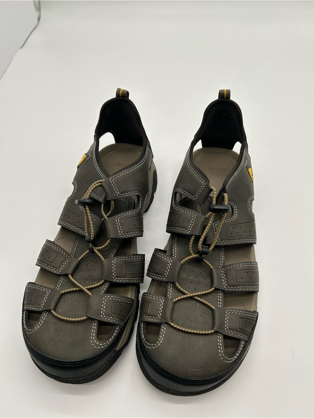 Men's Ozark Trail Outdoor Closed-Toe Sandals in Olive Green size 12
